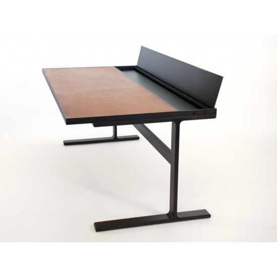 Teacher’s Desk 12
