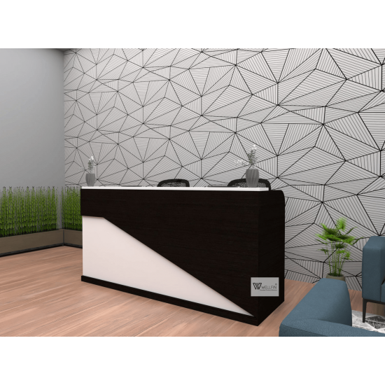 Reception table 4