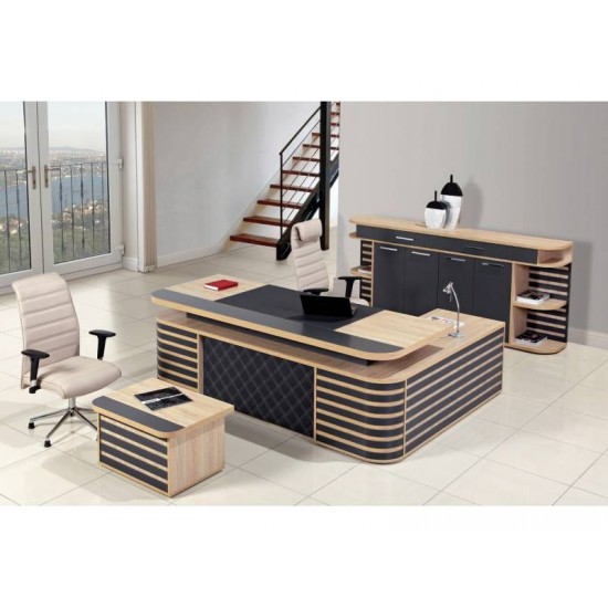Boss Table 04